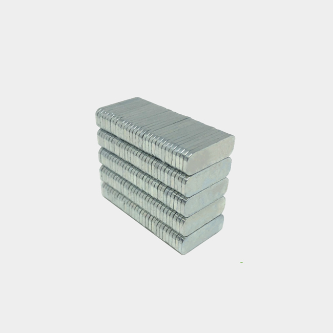 Zinc coated oval neodymium magnet 1.3mm thickness 19x7x1.3