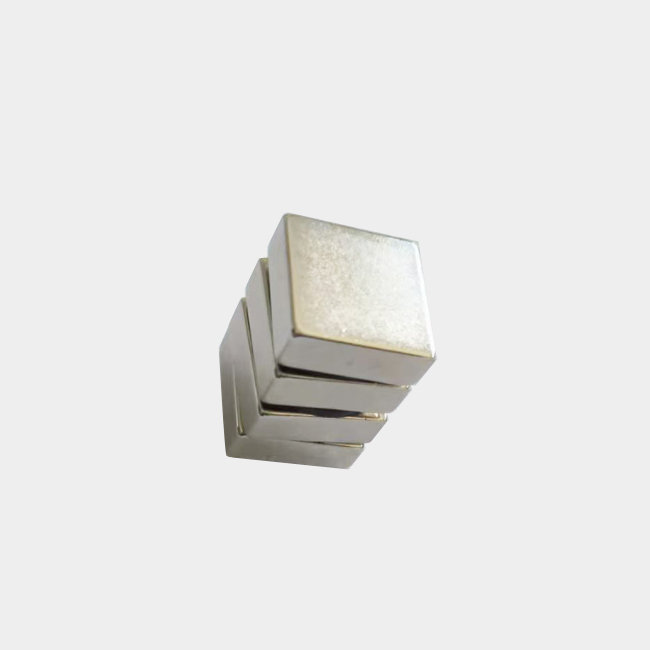 China Low Price Neodymium Magnet N35 Small Square Power Strong