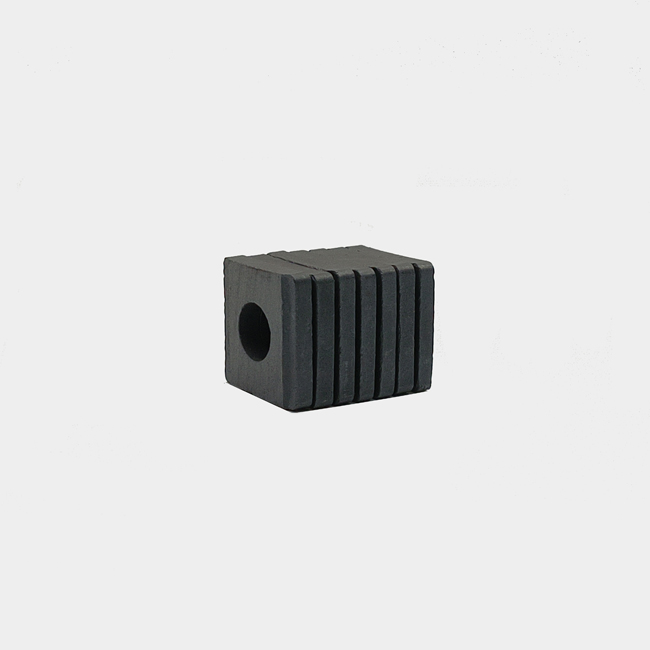 Square ferrite magnets with hole in the middle 28x28x5mm