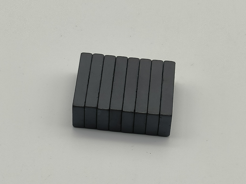18x8x3mm bar & block ferrite permanent magnet