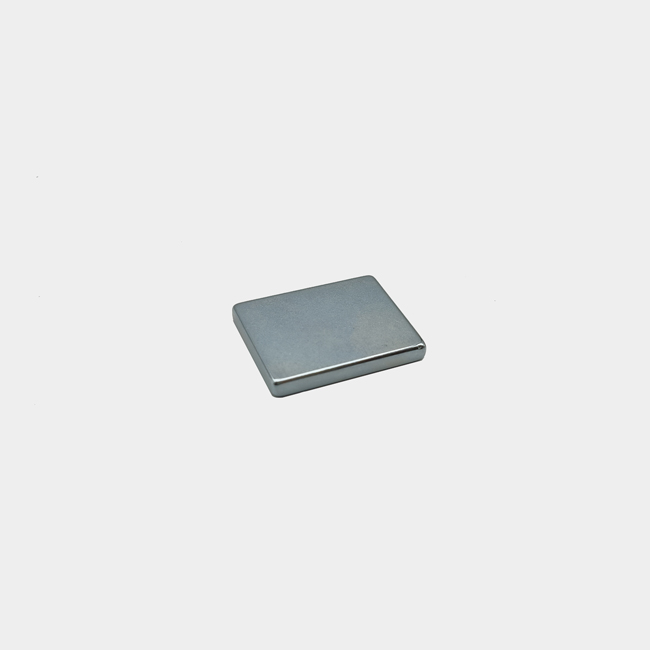 38mm (1 1/2") square neodymium magnet n35 38 x 38 x 5 mm
