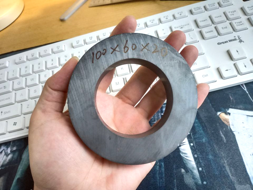 100mm ring ferrite magnet Φ100 x 60 x 20 mm