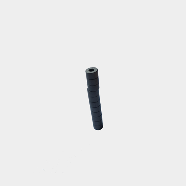 Axially 2 pole magnetized ferrite ring y30 10mm x 4.5mm x 6mm