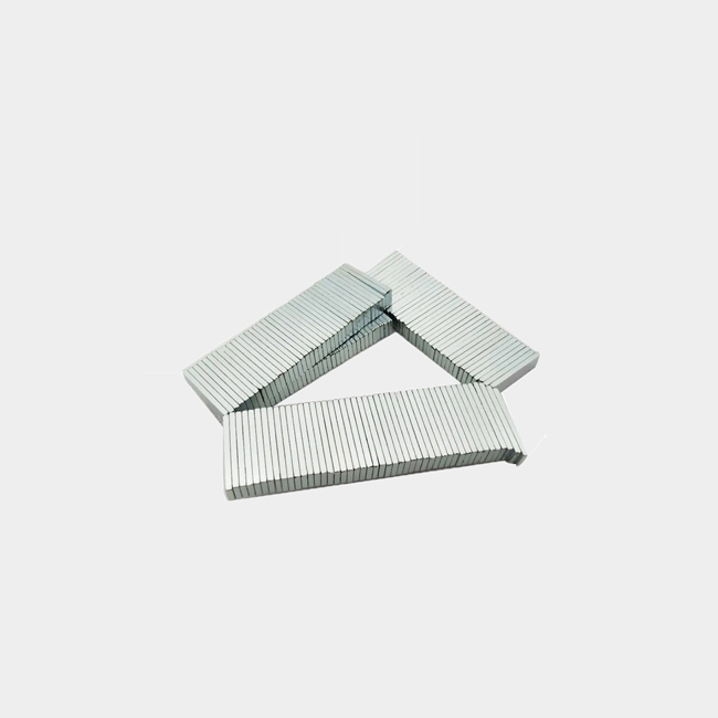 jeg er enig Faial involveret 15mm length x 5mm wide x 1.5mm thick neodymium magnet block - China Courage  Magnet Manufacturer