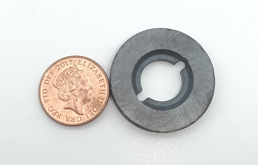 radial 6-pole ferrite ring magnet 30x4.5mm