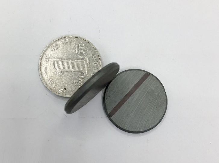 Y30 ferrite magnets are black in appearance
