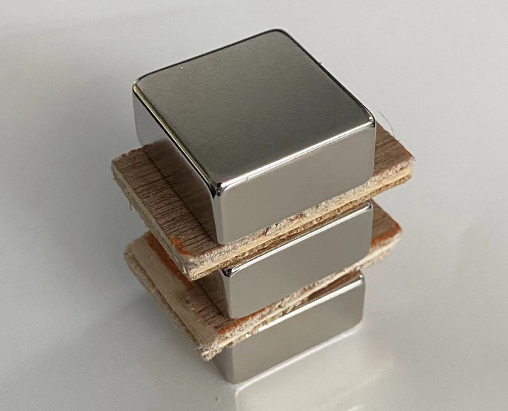 20mm thick square neodymium magnet