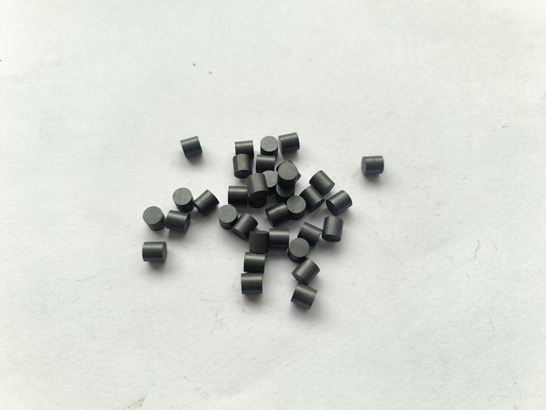 6*6mm Round Cylindrical Ferrite Permanent Magnets