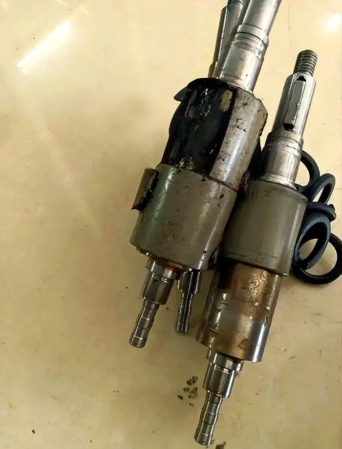 Servo motor rotating shaft and magnetic ring