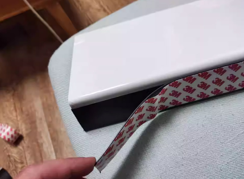 Flexible rubber ferrite magnetic strip