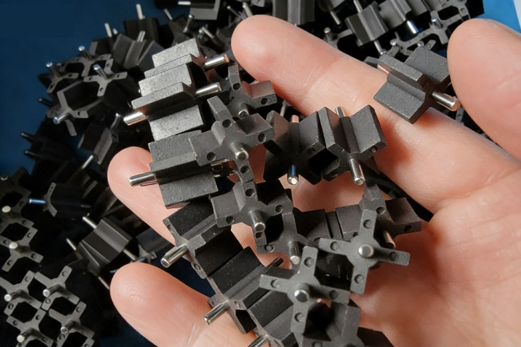 Radially Magnetized Cross Shaped Plastic Magnet Rotors