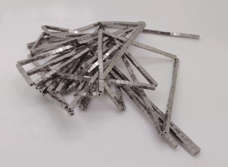 small square neodymium magnet with a hole small square neodymium magnet with a hole